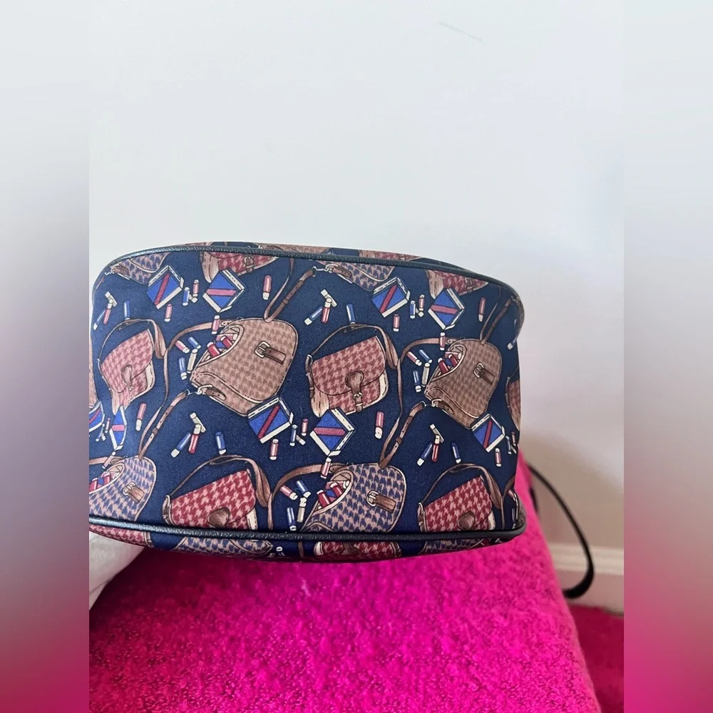 Longchamp crossbody bucket bag, Like New